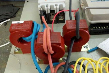 購(gòu)買電流互感器時(shí)需考慮哪些價(jià)格因素?